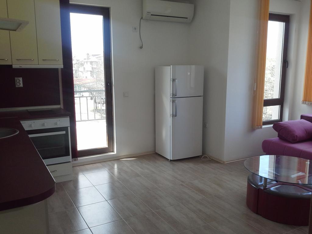 Burgas Sarafovo Apartment Екстериор снимка