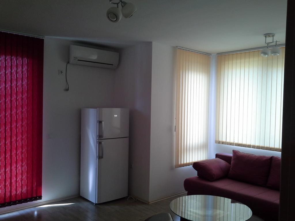 Burgas Sarafovo Apartment Екстериор снимка